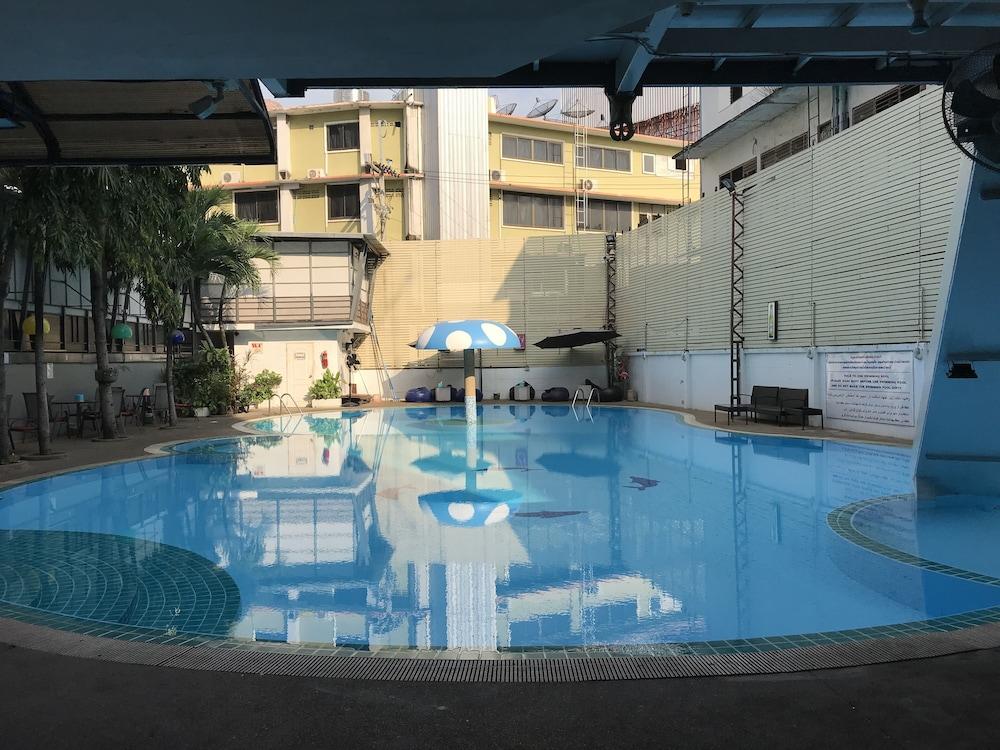 Pattaya Hiso Hotel Exterior photo